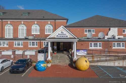 20 Blackman Rd, Ridgefield CT  06877-4204 exterior