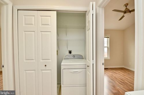 5945 Terrapin Pl, Alexandria VA 22310-5449 exterior