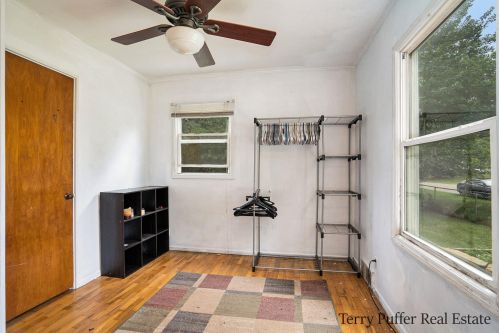 4129 Pembrook St, Kalamazoo, MI 49008-3203