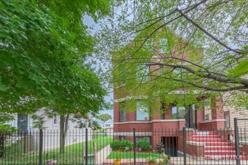 5451 Schubert Ave, Chicago, IL 60639-1419