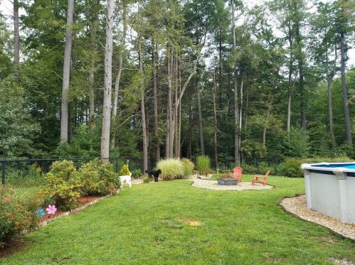 67 Ledge Rd, Seabrook NH 03874-4314 exterior