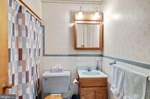 3023 Castleleigh Rd, Silver Spring MD 20904-1713 exterior