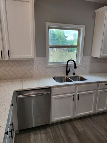 1192 Hubbard St, Atlanta GA 30310-3008 exterior