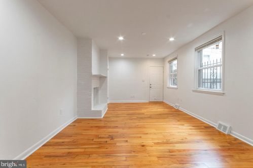 1517 Addison St, Philadelphia PA  19146-0016 exterior