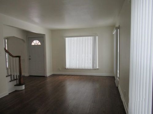 4130 42, Milwaukee WI 53208-3755 exterior