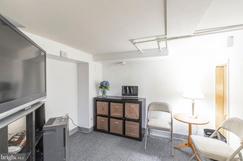 430 Leverington Ave, Philadelphia PA 19128-3315 exterior