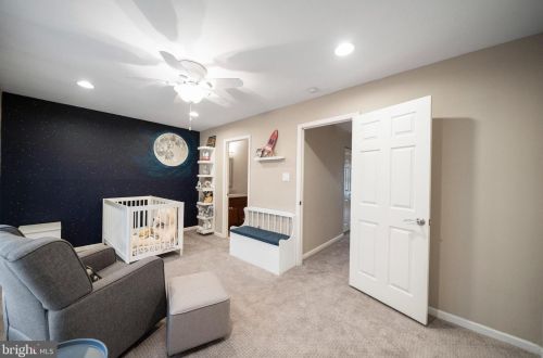 115 Bowater Ct, Media PA exterior