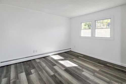 315 Bingham St, New Britain CT 06051-3824 exterior