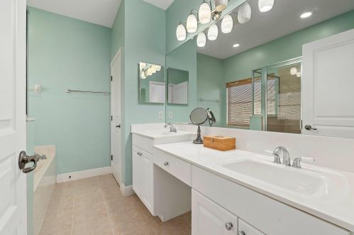 681 Little Kayak Pt, Fort Pierce FL  34983-3516 exterior