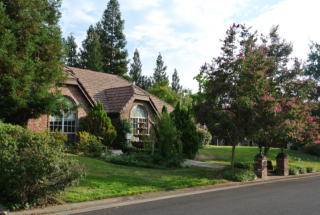 100 Fall River Dr, Folsom, CA 95630-5022