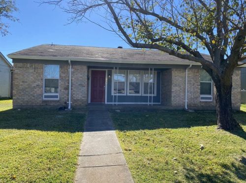 9724 Faircloud Dr, Dallas TX  75217-2729 exterior