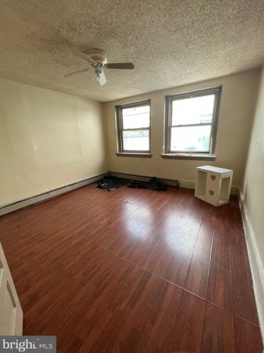 4261 Frankford Ave, Philadelphia PA 19136-2736 exterior