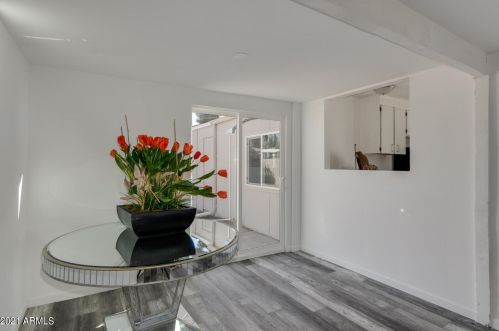 18439 2nd St, Phoenix AZ 85022-1008 exterior