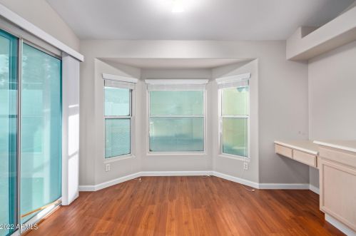 21217 30 Ave, Phoenix AZ 85051-7597 exterior