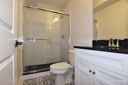 385 Berkley Ave, Elmhurst IL 60126-3167 exterior