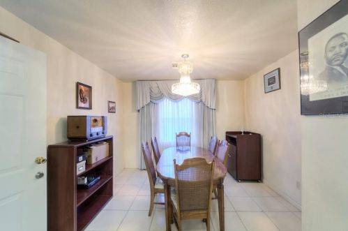 2503 21st Ave, Tampa FL 33605-2302 exterior