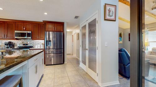 2471 Shell Ave, Fort Pierce FL  34952-6857 exterior