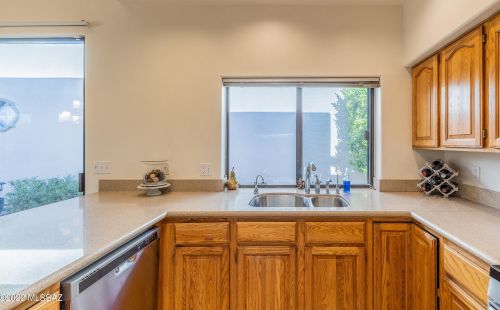 4061 Quiet Moon Dr, Tucson AZ  85718-3427 exterior