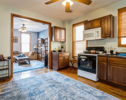 1417 Augusta Blvd, Chicago IL  60642-3940 exterior