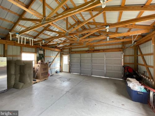 998 Plunkert Rd, Littlestown PA 17340-9643 exterior