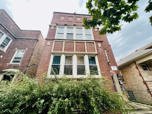 7916 Justine St, Chicago, IL 60620-4333