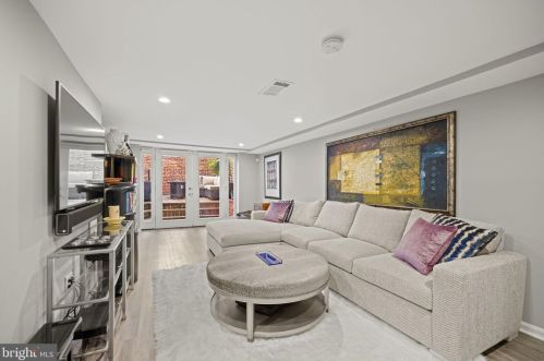 1527 31 St, Washington DC 20007-4405 exterior