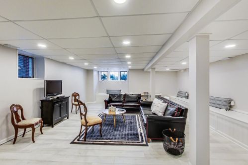 1133 Schubert Ave, Chicago IL 60614-1507 exterior