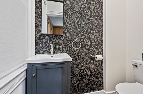 822 Mifflin Ave, Pittsburgh PA 15221-3438 exterior