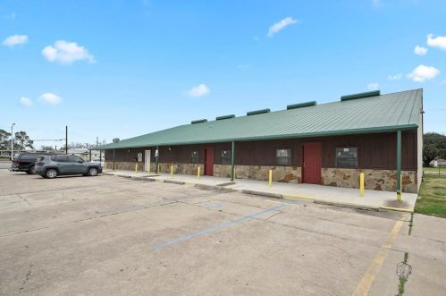 745 Austin St, Hempstead TX  77445-4650 exterior