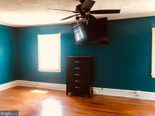 406 Elmwood Ave, Manor PA 19036-2327 exterior