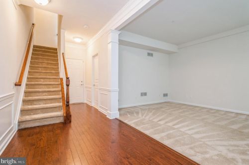 2204 Leia Ln, New Brunswick NJ  08904-1865 exterior