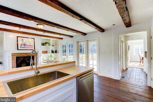 140 Quaker Rd, Princeton NJ 08540-4819 exterior