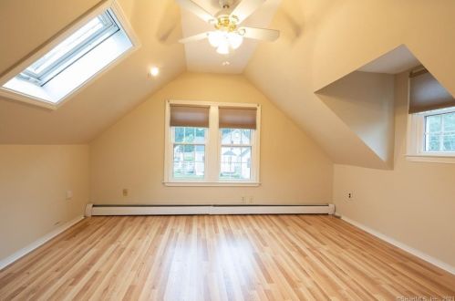 310 Main St, Meriden CT 06450-6047 exterior