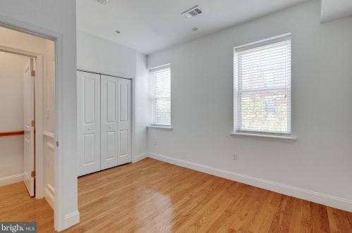 1435 Dickinson St, Philadelphia PA  19146-4841 exterior