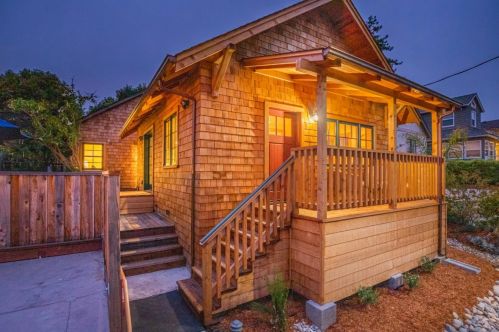 505 Capitola Ave, Capitola, CA 95010-2759