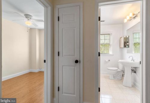 6524 10th St, Alexandria VA  22307-6501 exterior