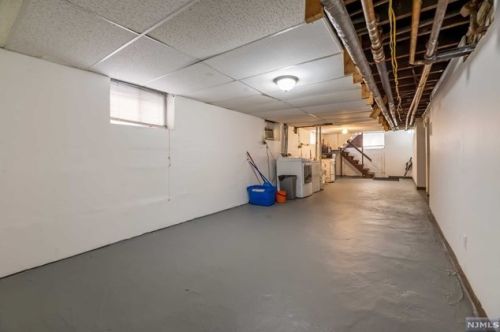 168 Carolina Ave, Irvington NJ 07111-2662 exterior