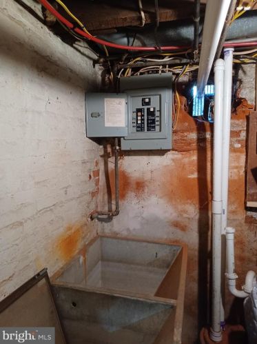 418 Poplar St, Lancaster PA 17603-5535 exterior