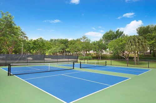 6887 Antinori Ln, Boynton Beach FL 33437-3754 exterior