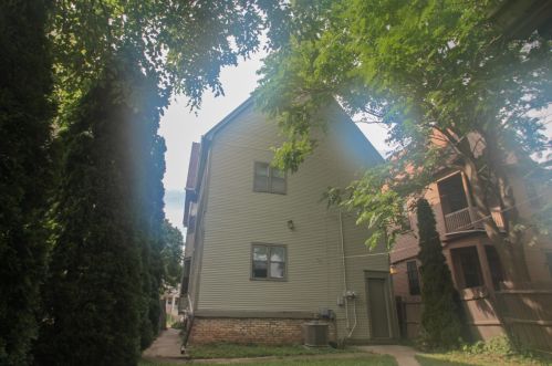 3230 Mckinley Blvd, Milwaukee WI  53208-2956 exterior