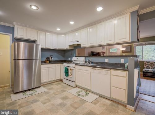 10815 Tenbrook Ct, Silver Spring MD 20901-1029 exterior