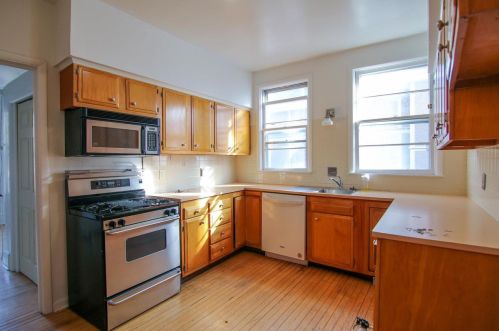 1024 Sherman Ave, Madison WI  53704-4233 exterior