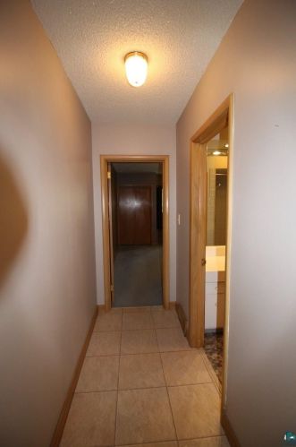 3610 Superior St, Duluth MN 55804-2047 exterior