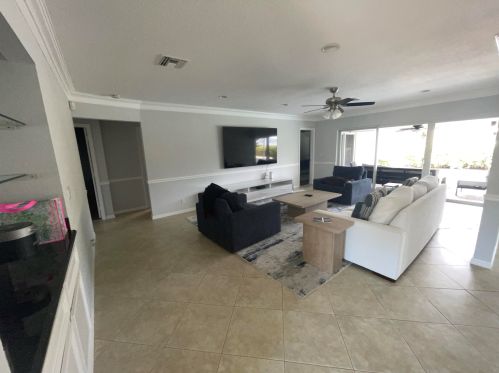 807 Enfield St, Boca Raton FL  33487-3118 exterior