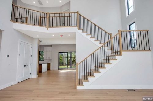 116 Lk Rd, Demarest NJ 07627-2236 exterior