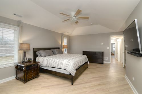 1638 74th Ct, Chicago IL  60707-4221 exterior