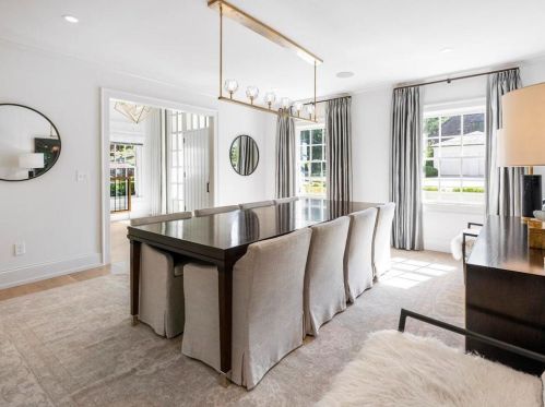 2312 Montview Dr, Atlanta GA 30305-4071 exterior