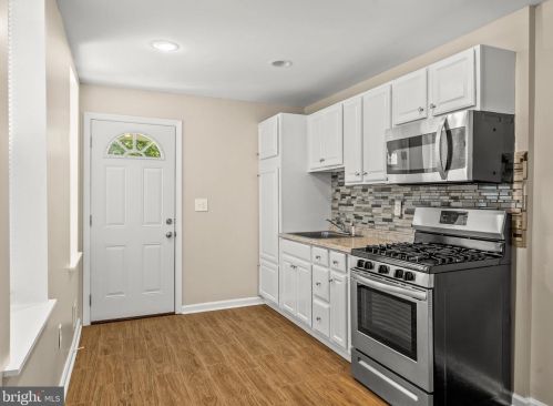 2512 Marshall St, Philadelphia PA 19120-3739 exterior