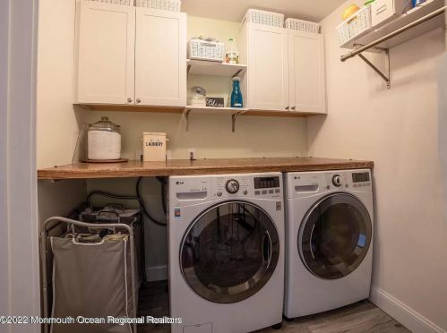 23 Chiswick Ct, Jackson Twp NJ  08527-1257 exterior