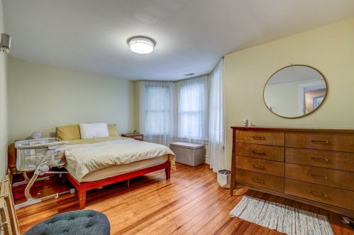 945 County St, Waukegan IL 60085-4001 exterior